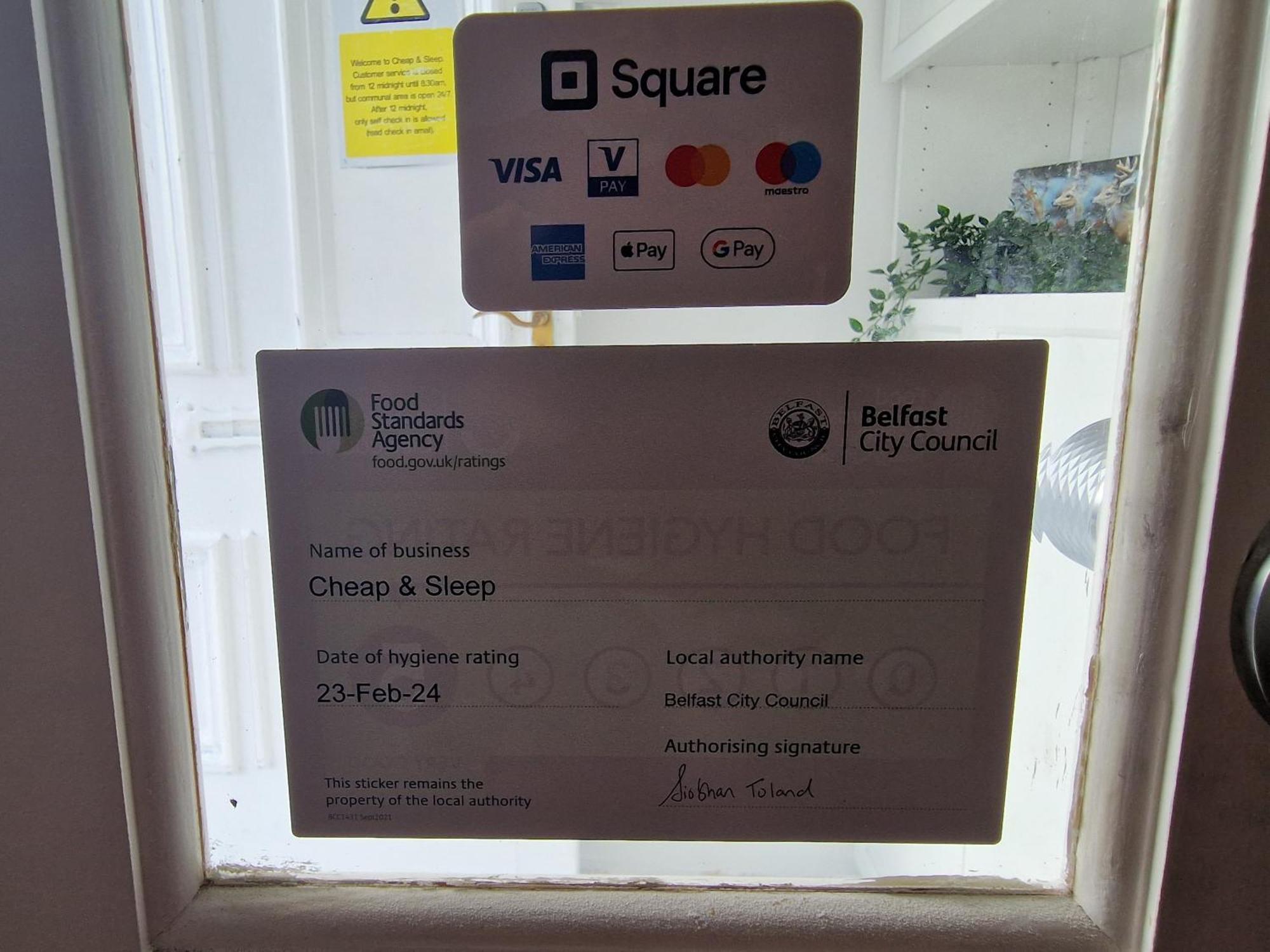 Albergue Aunty Katie'S House, Ni Tourist Board Certified & Located On The Main Oldpark Road To Belfast, With Free Continental Breakfast & Free Ultra Fast Sky Internet, Free Sky Sports & Free Sky Cinema, Self-Check In After 10Pm Gmt Exterior foto
