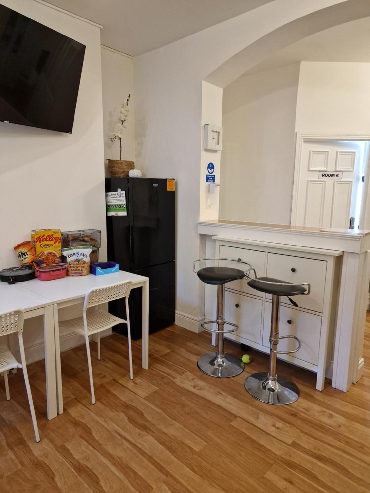 Albergue Aunty Katie'S House, Ni Tourist Board Certified & Located On The Main Oldpark Road To Belfast, With Free Continental Breakfast & Free Ultra Fast Sky Internet, Free Sky Sports & Free Sky Cinema, Self-Check In After 10Pm Gmt Exterior foto